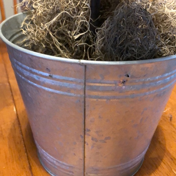 Centerpiece floral arrangement rustic green white - Picture 4 of 8